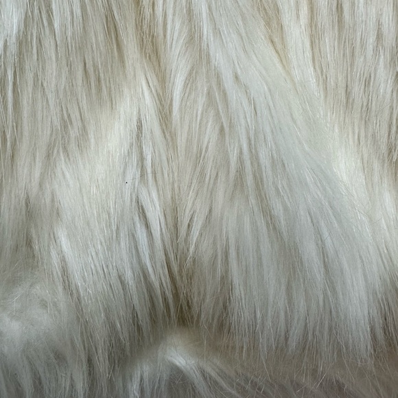 Silence + Noise Faux Fur Vest - US L - Picture 6 of 7